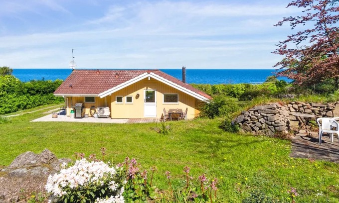 Allinge House | "Henric" - 75m from the sea by Interhome