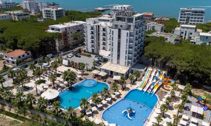 Golem Hotel | Henry Resort & Spa