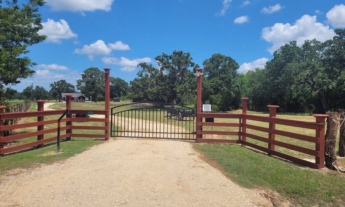 Burton House | Heritage House Retreat:nBurton, Texas n6 guests 3 bedrooms 4 beds 2 full baths