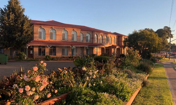 Goulburn Hotel | Heritage Motor Inn Goulburn