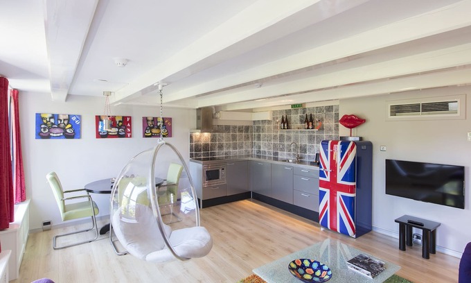 Canal Ring Apartment | Herman Brood apartment