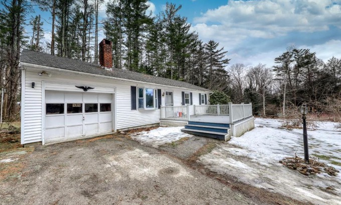 East Haven  Rutland County House | Hermitville