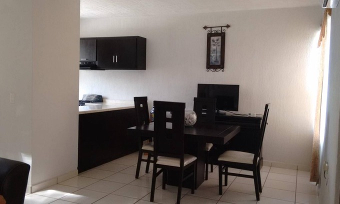 Colima House | Hermosa y amplia casa en colima col. Mx