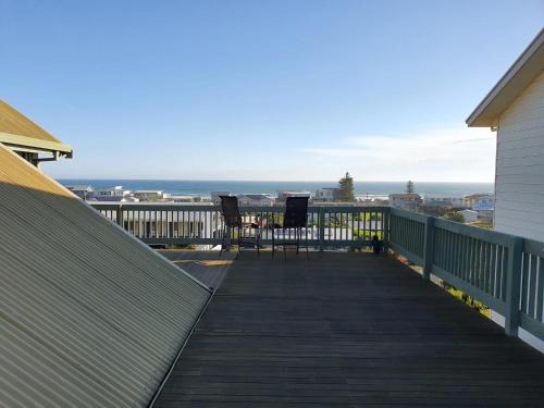 Middleton House | Hero Views At Middleton - Wifi - Beach