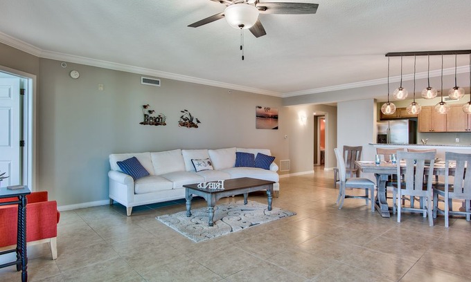 Fort Walton Beach Apartment | Heron 302--Newly Updated 3B/2B Condo with Direct views of the Bay!