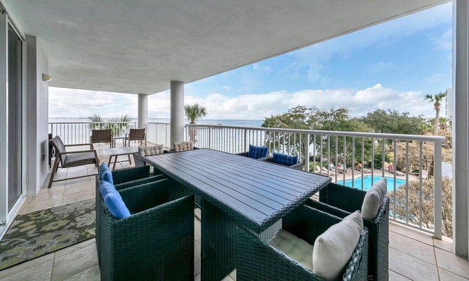 Fort Walton Beach Condo | Heron 303-HUGE CORNER CONDO w/Wrap Around Balcony overlooking Lazy River & Bay!