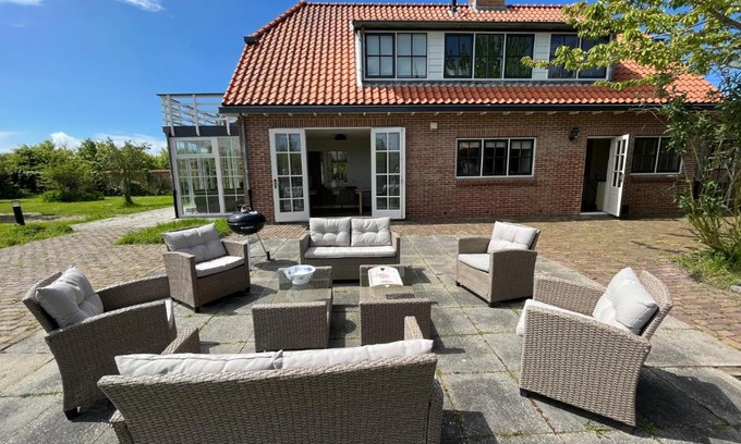 Oostkapelle Villa | Het Landhuis