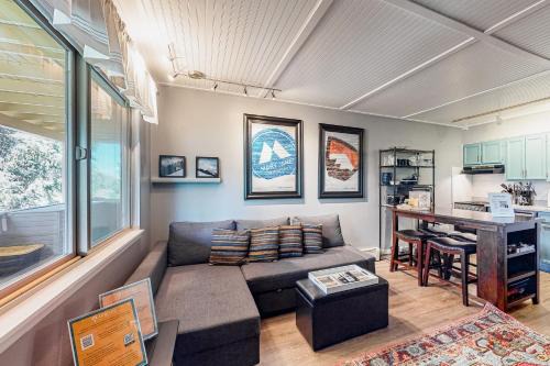 Winter Park Apartment | Hi Country 811