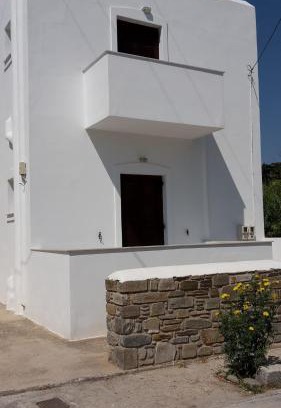 Parikia House | Hibiscus Studios