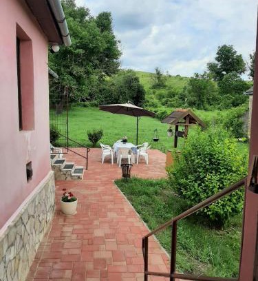 Bekolce House | Hibiszkusz Haz