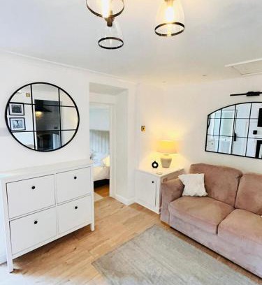Torquay Apartment | Hidden Gem Apartment