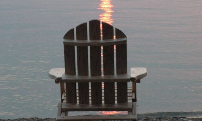 Lansing Cottage | Hidden Gem! Stunning setting on the east shore of Cayuga lake..Alilys-on-Cayuga
