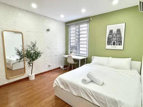 Hang Bac Apartment | Hidden Paradise - 3 phòng ngủ