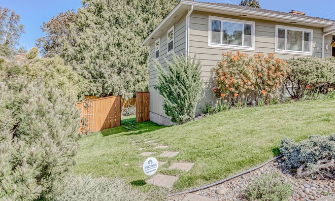 The Dalles Apartment | Hideaway with enclosed yard, central AC, and free WiFi
