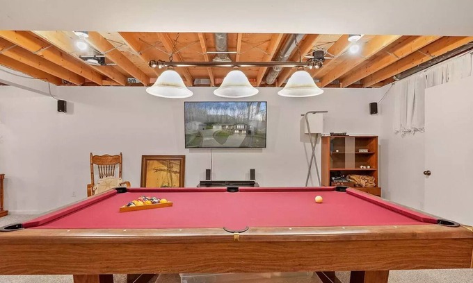 Higgins Lake Cottage | Higgins Lake - Ice fishing,ATV/UTV trials, Boating, Hiking, cross country skiing