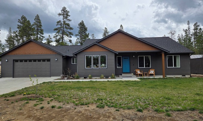 Three Rivers House | High Desert Haven! Close to Sunriver!