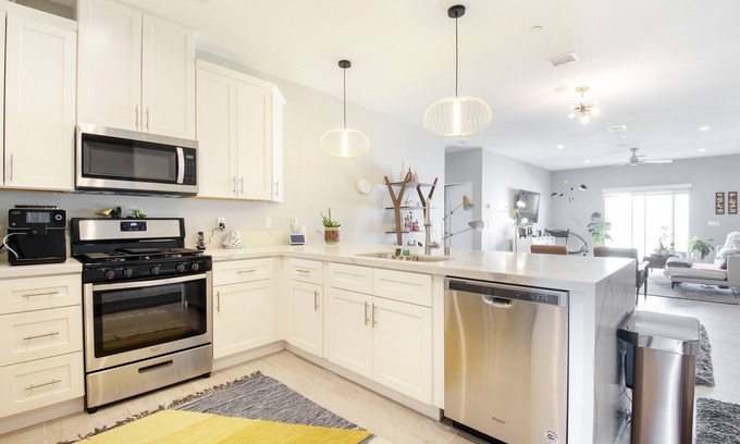Desert Hot Springs House | High Desert Home 15 Minutes from North Palm Springs
