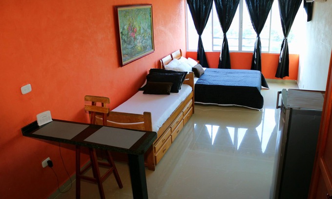 El Laguito Apartment | HIGH FLOOR , LAKE AND OCEAN VIEW, BEACHFRONT WHIT AIR CONDITIONING LOFT