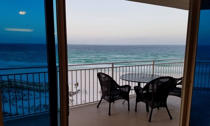 Fort Walton Beach Condo | High in the sky!A501-Closest&BestOceanViewsatWaterscape!Hear/See/SmelltheOcean!
