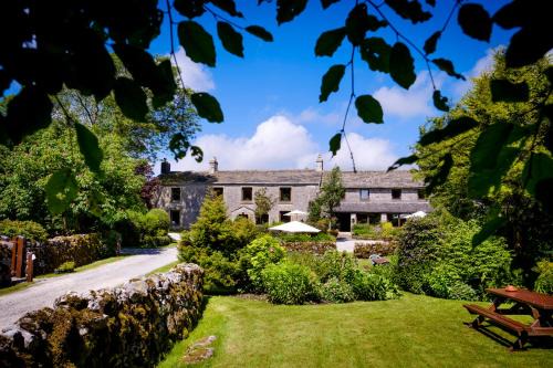 Settle Hotel | High Trenhouse