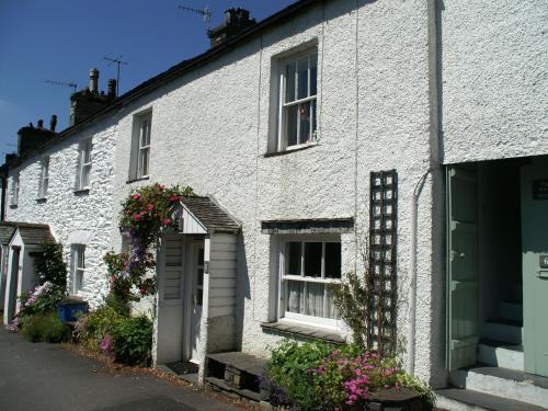 Ambleside House | High White Stones