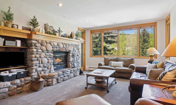 Highlands Townhomes Condo | Highlands Lodge 205 - 3 Bedroom Residence