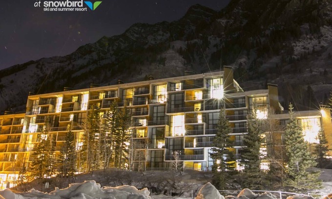 Salt Lake Mountain Resorts Resort | Highly desirable Week 11 Ski Unit 607 Sleeps 4