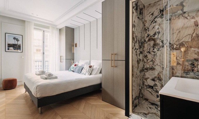 8th Arrondissement Apartment | HIGHSTAY - Luxury serviced apartment - Franklin Roosevelt I