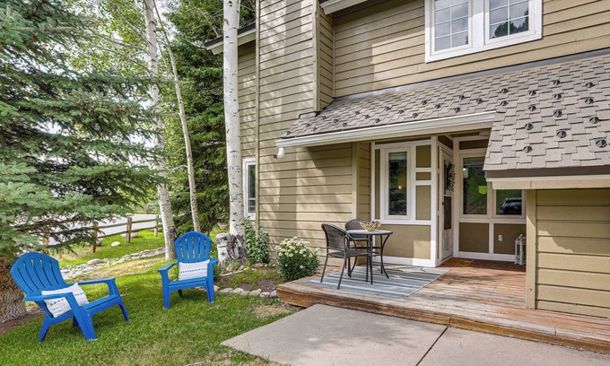 Edwards Condo | Hike, Ski & Golf: Fully Renovated Edwards Townhome