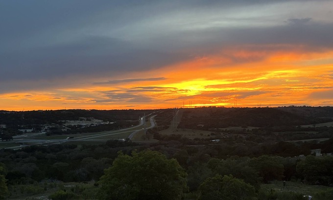 Kerrville Cabin | Hill Country Lodge, Private 10 acres w/uninterrupted views, perfect for eclipse