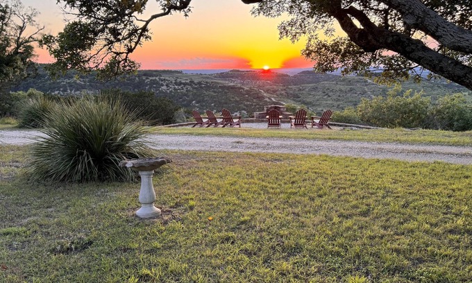Blanco House | Hill Country Views Fire Pit Hiking Trails 40 acres