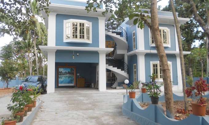 Thiruvananthapuram House | Hill top property within 3- 5 miles from city centre