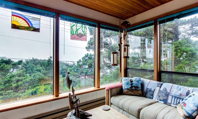 Newport House | Hill Villa