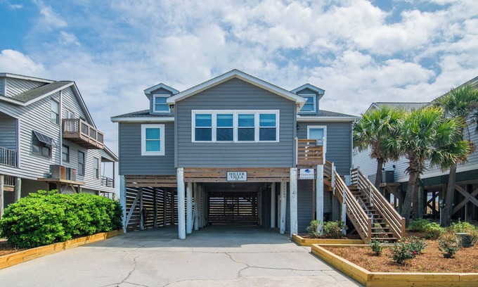 Pawleys Island House | Hiller Villa oceanfront house on Pawleys Island 6BR