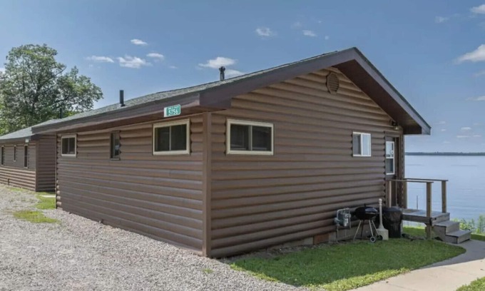 Phelps Cabin | Hillside Resort Cabin #3