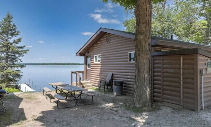 Phelps Cabin | Hillside Resort Cabin #5
