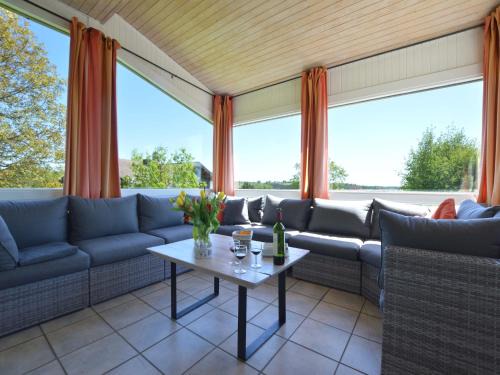 Malmedy House | Hilltop Haven in Malmedy