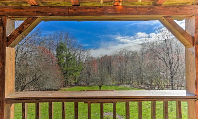Walton House | Hilltop Walton Getaway with Picturesque Views!