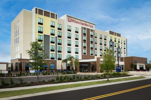 Florida Center North Hotel | Hilton Garden Inn Orlando I-4 Millenia Blvd Mall