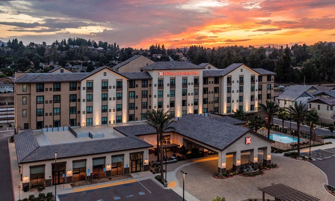 Westmont Hotel | Hilton Garden Inn Pomona Chino