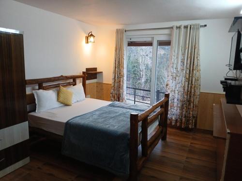 Kaul Villa | Himdarshan view cottage
