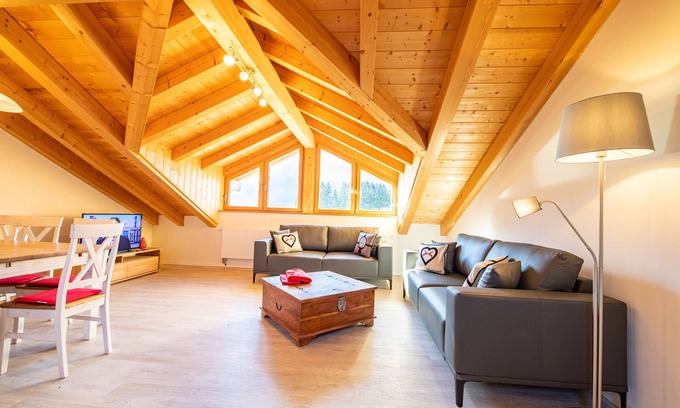 Garmisch-Partenkirchen Apartment | "Himmelreich" - the perfect vacation destination for hikers and skiers!