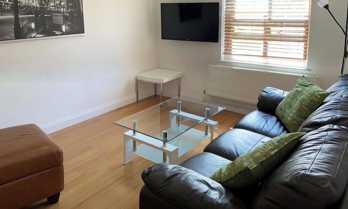 Forest Hill Apartment | Hindsley's Place, 2 Bed, Sleeps 4, Parking