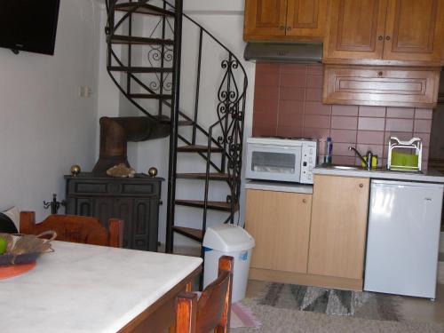 Vigla House | Hiona Cottage