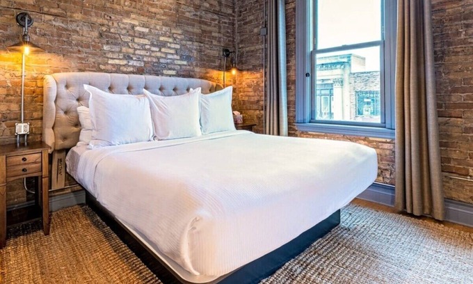 West Dundee Apartment | Hip Urban Loft-Small Town Charm - 124 LOFTS #1