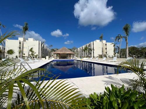 Tulum Apartment | Hippie Artisan Jungle Flat Pool