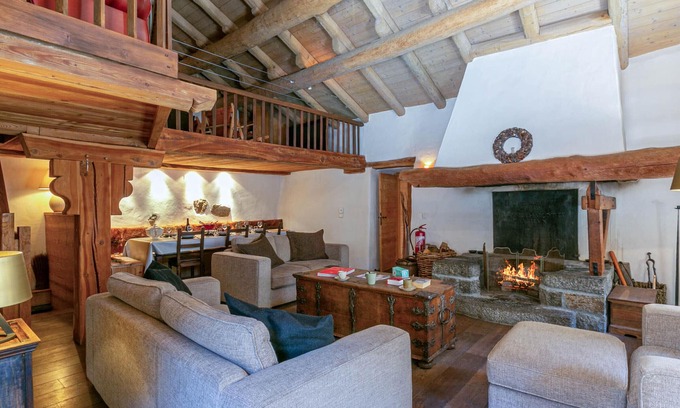 Val-d'Isere Ski Chalet | Historic 17th-Century Chalet in Val-d'Isère: Cozy, Spacious, with Fireplace, Near Slopes