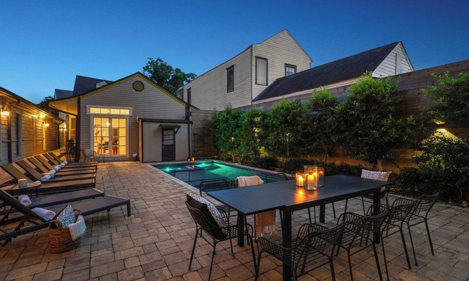 Treme Bed & Breakfast | Historic 3BR Unit with Pool | Hot Tub