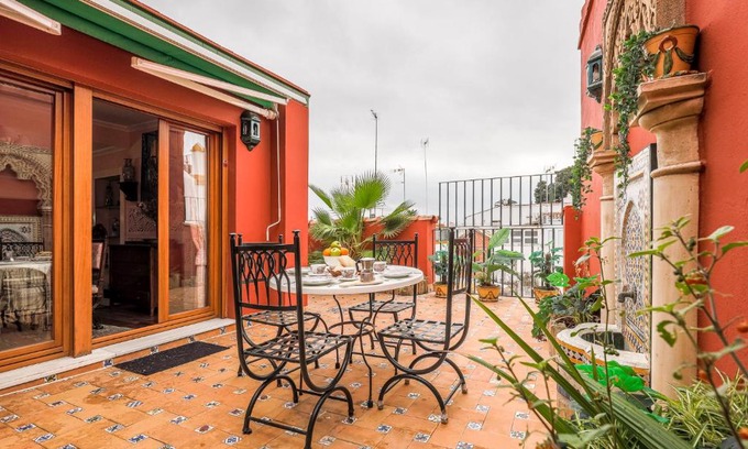 Santa Cruz Apartment | Historic apartment in Santa Cruz