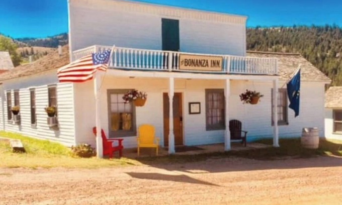 Virginia City Apartment | Historic Bonanza Inn Room 7 in Virginia City